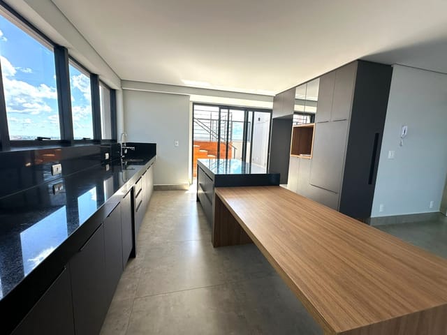 Cobertura / Penthouse com 242m² 3 quartos e 4 banheiros, à venda, no bairro Centro em Franca