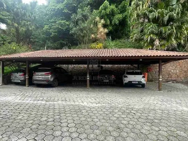 Cobertura / Penthouse 3 quartos e 2 banheiros, à venda, no bairro Jurerê em Florianópolis