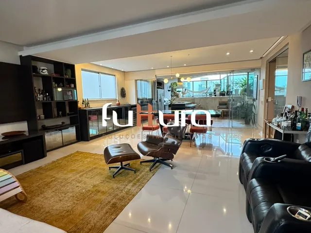 Cobertura / Penthouse com 398m² 4 quartos e 3 banheiros, à venda, no bairro Setor Oeste em Goiânia