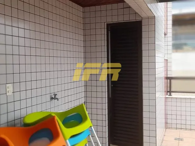 Cobertura / Penthouse 4 quartos e 3 banheiros, à venda, no bairro Praia Grande em Ubatuba