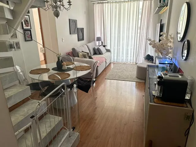 Cobertura / Penthouse 3 quartos e 4 banheiros, à venda, no bairro Bingen em Petrópolis