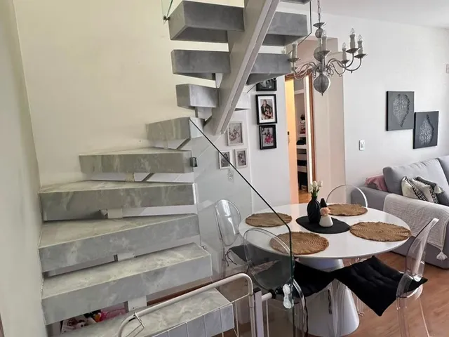 Cobertura / Penthouse 3 quartos e 4 banheiros, à venda, no bairro Bingen em Petrópolis