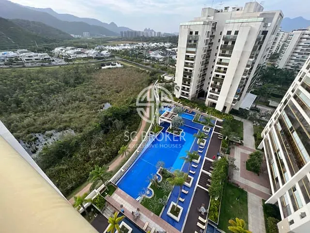 Cobertura / Penthouse com 404m² 5 quartos e 8 banheiros, à venda, no bairro Barra da Tijuca em Rio de Janeiro
