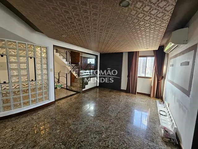 Cobertura / Penthouse 3 quartos e 5 banheiros, à venda, no bairro Batista Campos em Belém