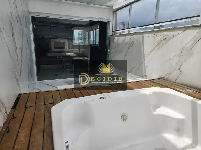 Cobertura / Penthouse 3 quartos e 5 banheiros, à venda, no bairro Vila Regente Feijó em São Paulo
