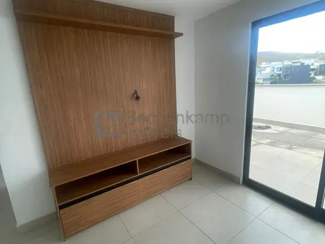 Cobertura / Penthouse 3 quartos e 3 banheiros, à venda ou para alugar, no bairro Jardim Belvedere em Volta Redonda