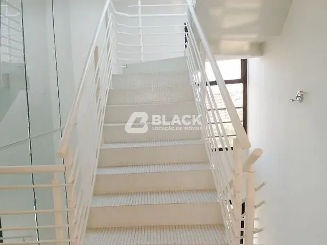 Cobertura / Penthouse com 1030m² 4 quartos e 5 banheiros, à venda ou para alugar, no bairro Vila Trujillo em Sorocaba