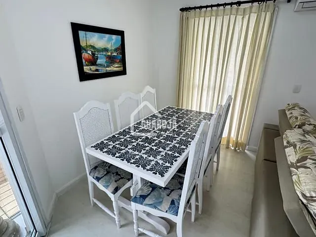 Cobertura / Penthouse com 195m² 3 quartos e 3 banheiros, à venda, no bairro Pitangueiras em Guarujá