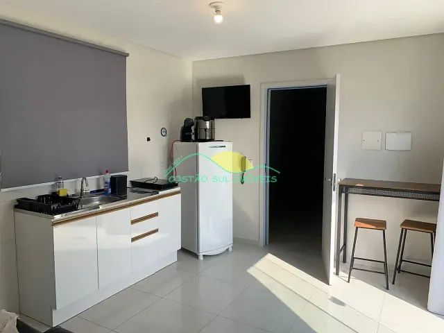 Cobertura / Penthouse com 62m² 1 quarto e 1 banheiro, para alugar, no bairro Ribeirão da Ilha em Florianópolis