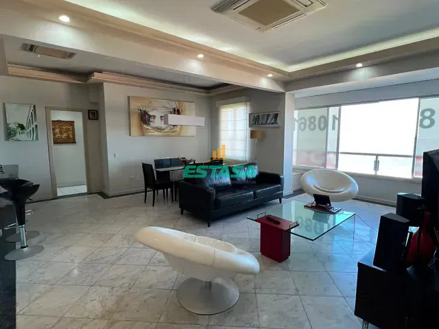 Cobertura / Penthouse 3 quartos e 3 banheiros, à venda, no bairro Copacabana em Rio de Janeiro