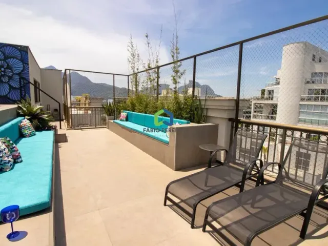 Cobertura / Penthouse com 315m² 4 quartos e 3 banheiros, à venda, no bairro Barra da Tijuca em Rio de Janeiro