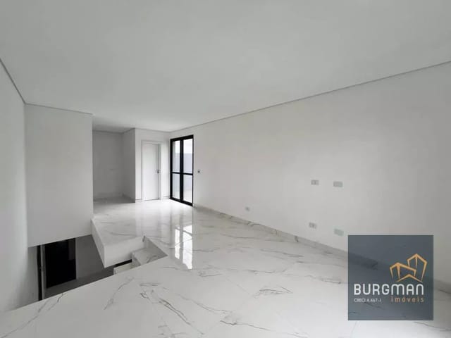 Cobertura / Penthouse 3 quartos e 3 banheiros, à venda, no bairro Fanny em Curitiba