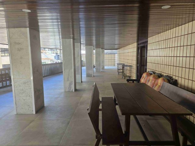 Cobertura / Penthouse com 180m² 4 quartos e 4 banheiros, para alugar, no bairro Centro em Cabo Frio