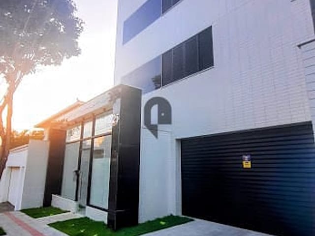 Cobertura / Penthouse com 290m² 4 quartos e 3 banheiros, à venda, no bairro Planalto em Não informado