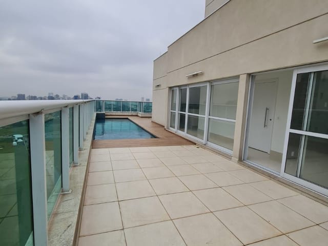 Cobertura / Penthouse com 387m² 4 quartos e 5 banheiros, à venda ou para alugar, no bairro Alphaville Empresarial em Barueri
