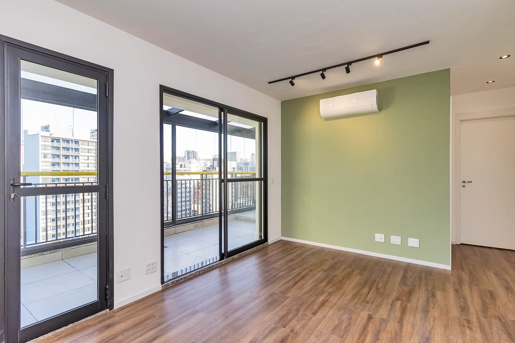 Cobertura à venda com 1 quarto, 70m² - Foto 2