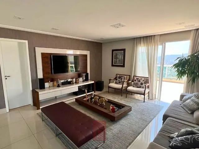 Cobertura / Penthouse com 400m² 4 quartos e 5 banheiros, à venda, no bairro Santa Teresinha em São Paulo