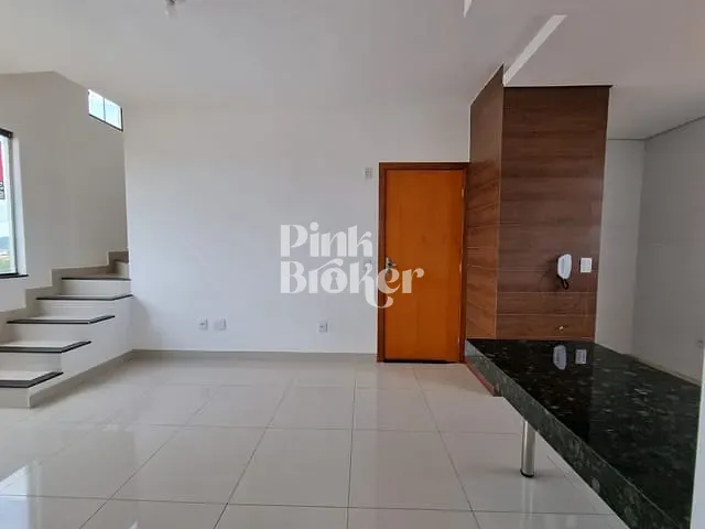 Cobertura / Penthouse com 115m² 2 quartos e 1 banheiro, à venda, no bairro Parque Xangri-Lá em Contagem