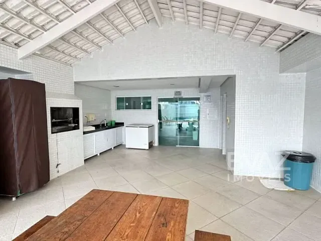 Cobertura / Penthouse com 320m² 4 quartos e 6 banheiros, à venda, no bairro Braga em Cabo Frio