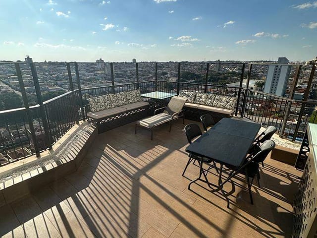 Cobertura / Penthouse 4 quartos e 3 banheiros, à venda, no bairro Vila Flores em Franca