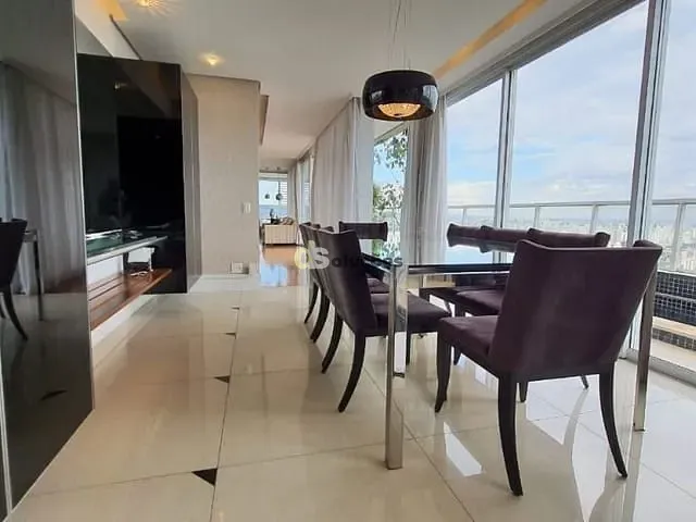 Cobertura / Penthouse com 731m² 4 quartos e 5 banheiros, à venda, no bairro Alto da Lapa em São Paulo