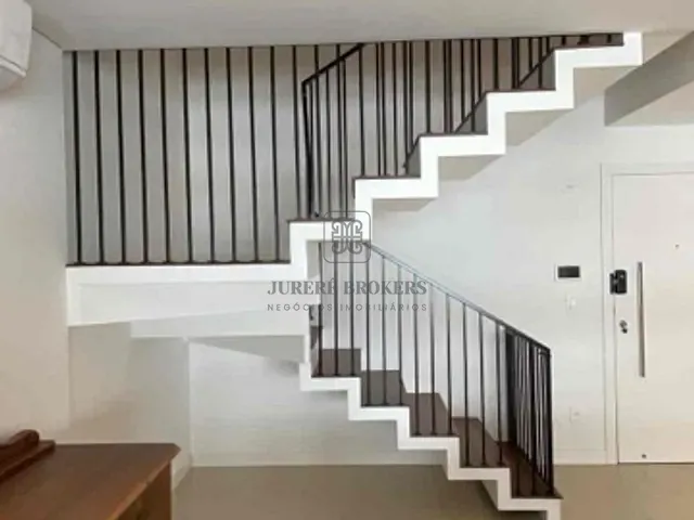 Cobertura / Penthouse com 352m² 4 quartos e 5 banheiros, à venda, no bairro Jurerê em Florianópolis