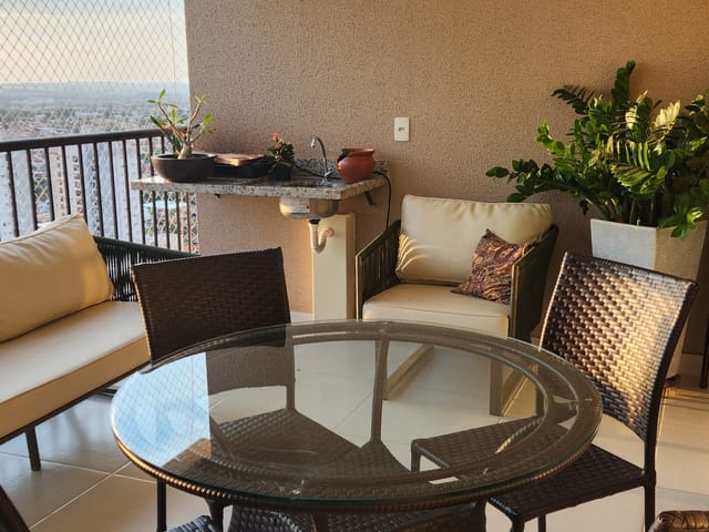 Cobertura / Penthouse 3 quartos e 3 banheiros, à venda, no bairro Vila Rosa em Goiânia