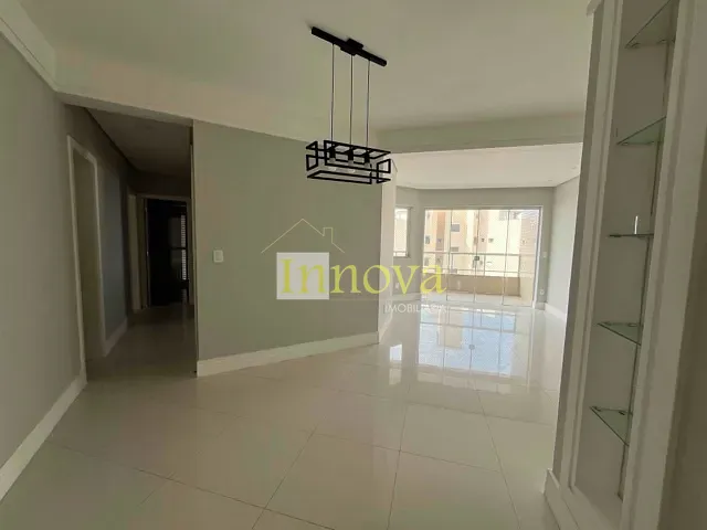 Cobertura / Penthouse com 194m² 3 quartos e 3 banheiros, à venda, no bairro Indaiá em Caraguatatuba