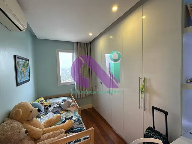 Cobertura / Penthouse 4 quartos e 1 banheiro, à venda, no bairro Cidade São Francisco em São Paulo