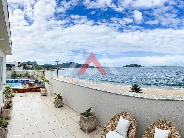 Cobertura / Penthouse com 290m² 3 quartos e 5 banheiros, à venda, no bairro Piratininga em Niterói