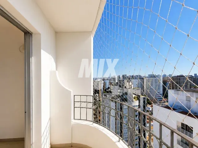 Cobertura / Penthouse 3 quartos e 4 banheiros, à venda, no bairro Indianópolis em São Paulo