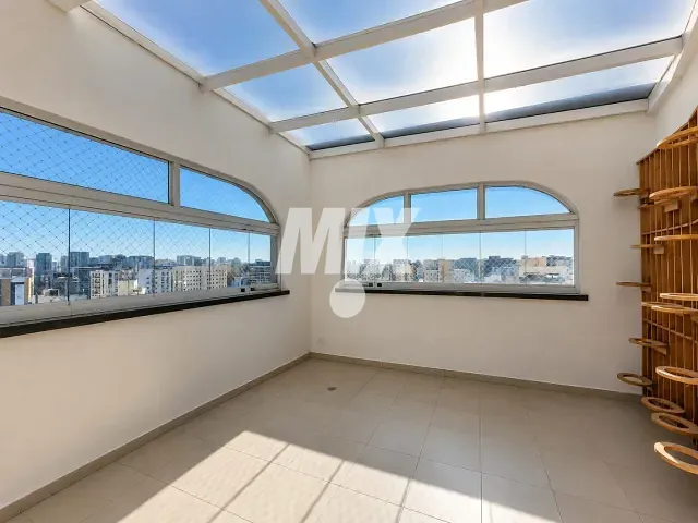 Cobertura / Penthouse 3 quartos e 4 banheiros, à venda, no bairro Indianópolis em São Paulo