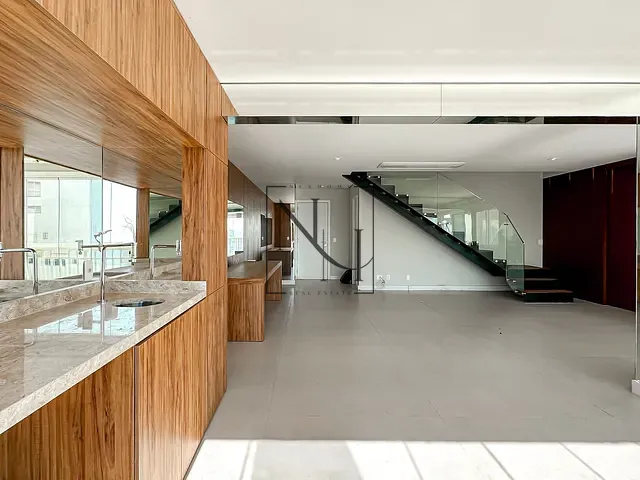 Cobertura / Penthouse com 341m² 4 quartos e 6 banheiros, à venda, no bairro Brooklin em São Paulo