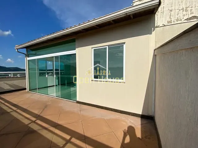 Cobertura / Penthouse com 243m² 3 quartos e 2 banheiros, à venda, no bairro Nossa Senhora das Graças em Volta Redonda