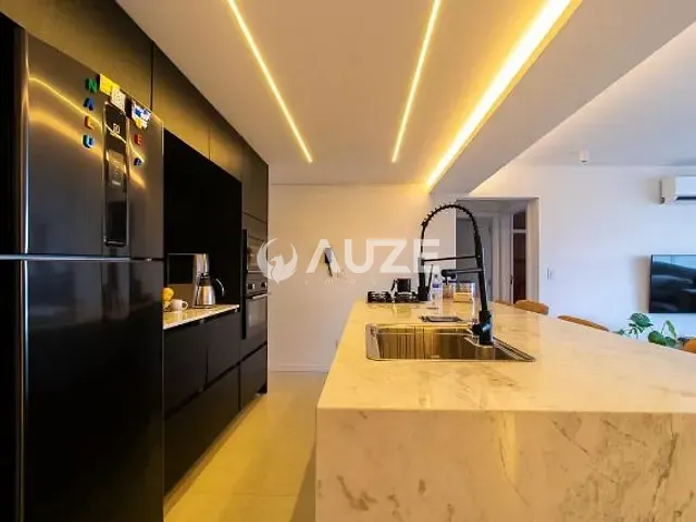 Cobertura / Penthouse com 294m² 3 quartos e 3 banheiros, à venda, no bairro Água Verde em Curitiba