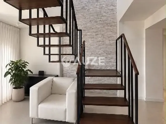 Cobertura / Penthouse com 294m² 3 quartos e 3 banheiros, à venda, no bairro Água Verde em Curitiba