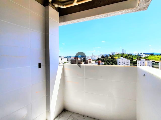 Cobertura / Penthouse com 123m² 2 quartos e 2 banheiros, à venda, no bairro Cabral em Não informado