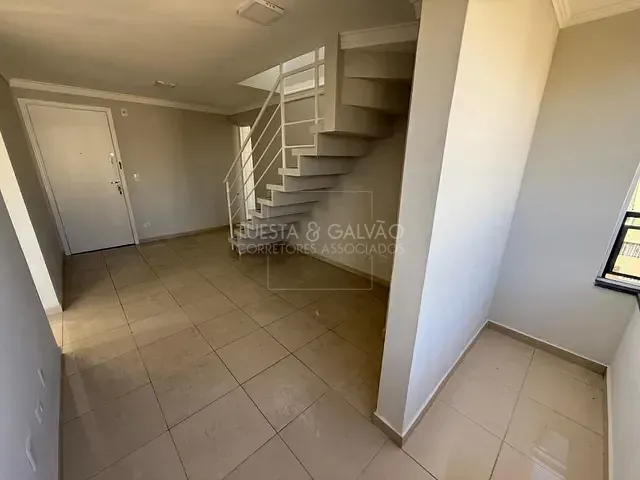 Cobertura / Penthouse com 102m² 2 quartos e 1 banheiro, à venda, no bairro Bacacheri em Curitiba