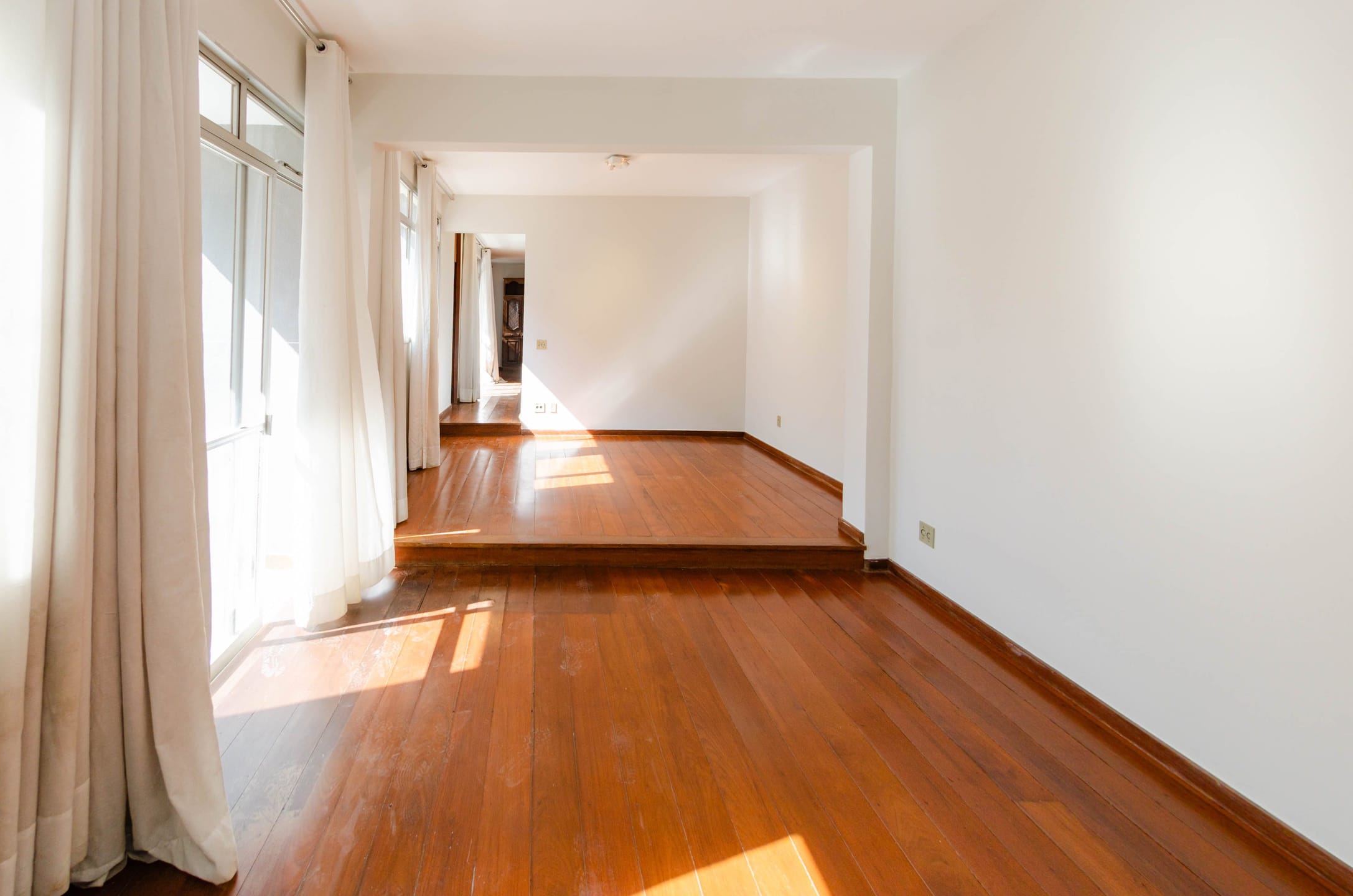 Cobertura à venda com 4 quartos, 200m² - Foto 1