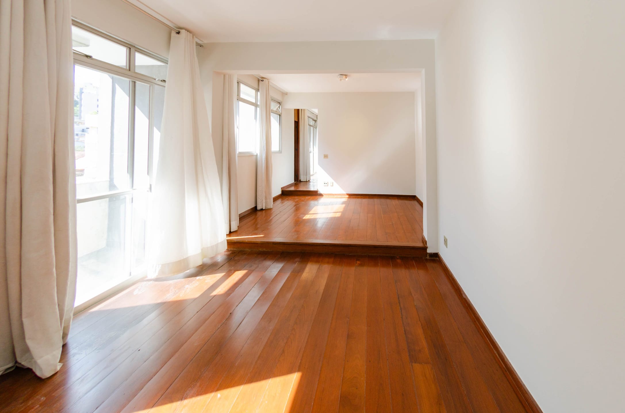 Cobertura à venda com 4 quartos, 200m² - Foto 2