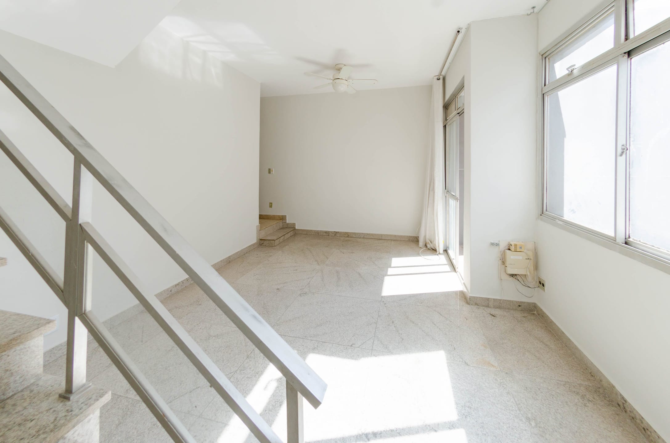 Cobertura à venda com 4 quartos, 200m² - Foto 28