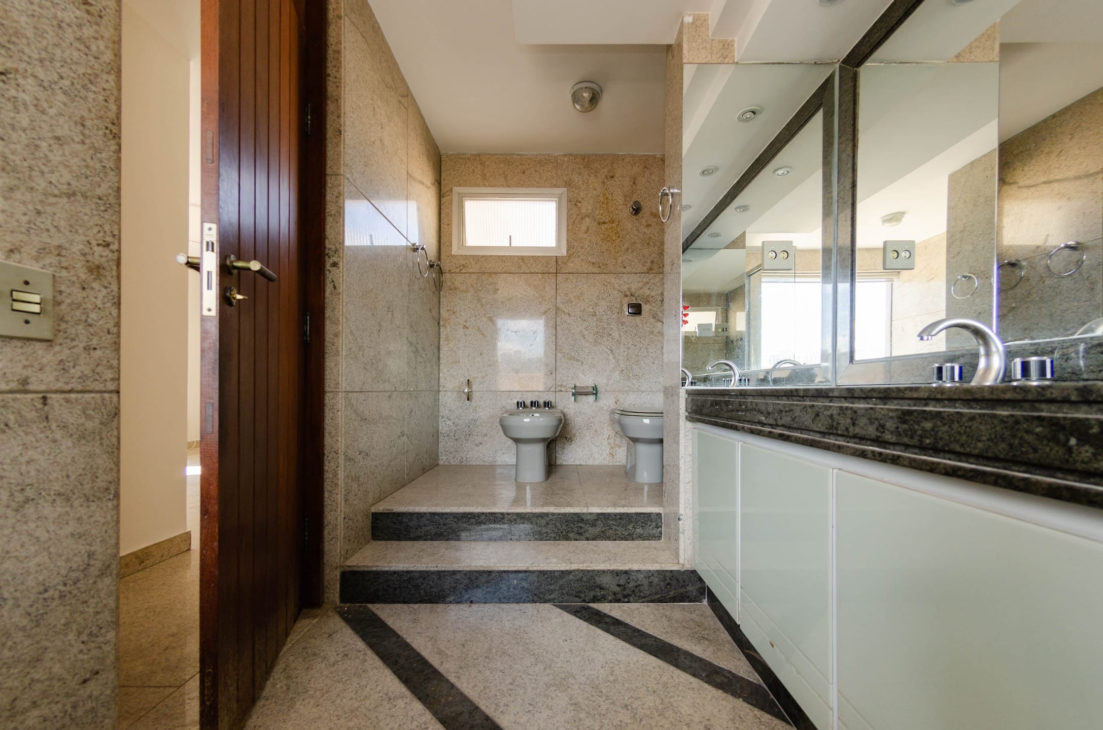 Cobertura à venda com 4 quartos, 200m² - Foto 80