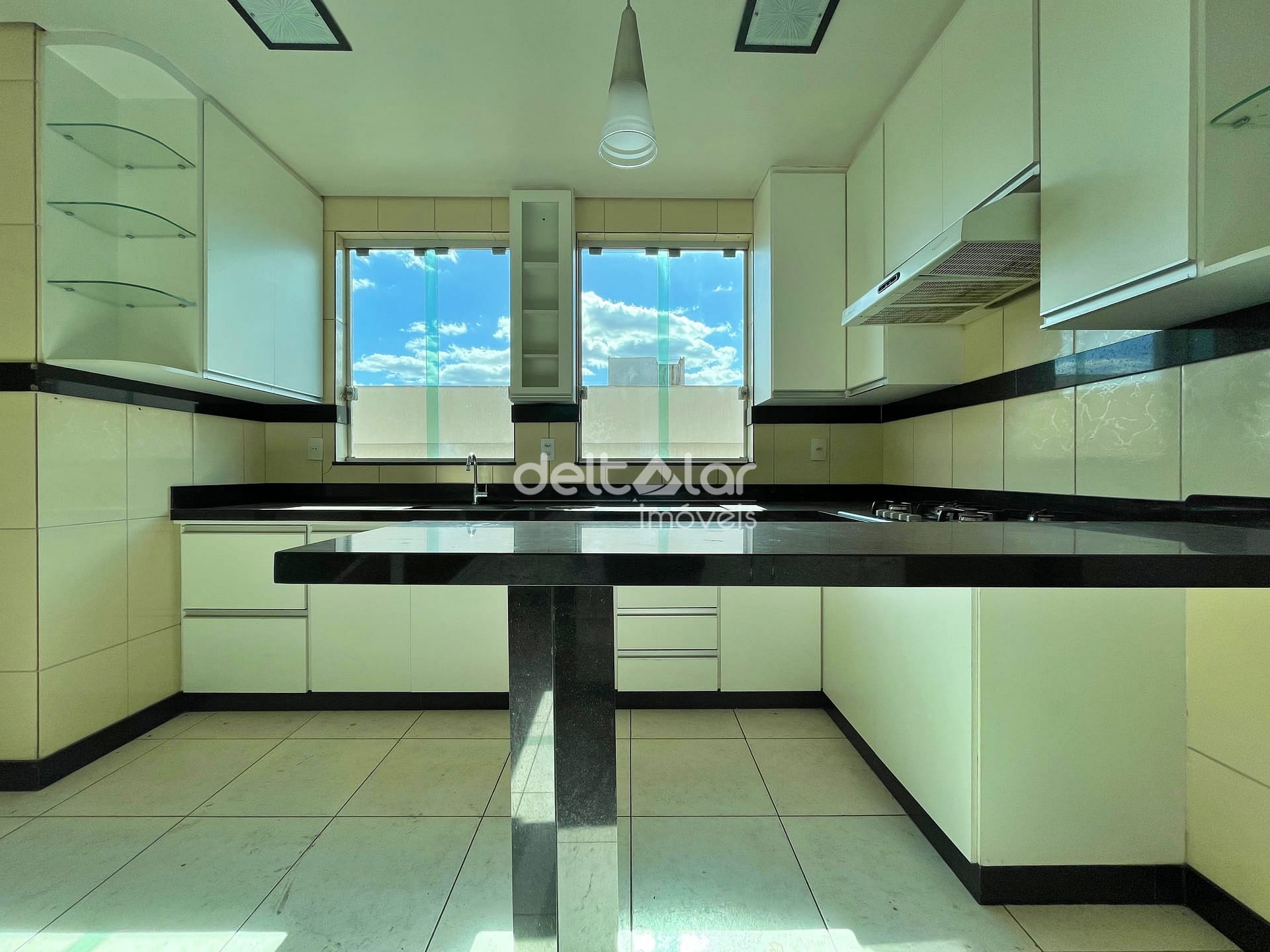 Cobertura para alugar com 3 quartos, 180m² - Foto 7
