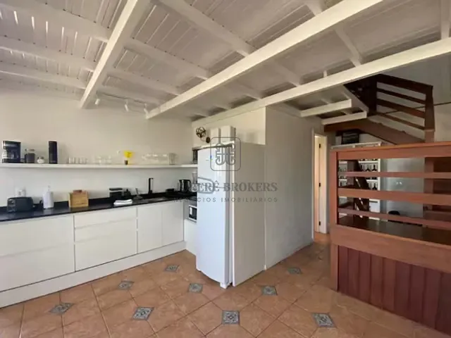 Cobertura / Penthouse 3 quartos e 3 banheiros, à venda, no bairro Jurerê em Florianópolis