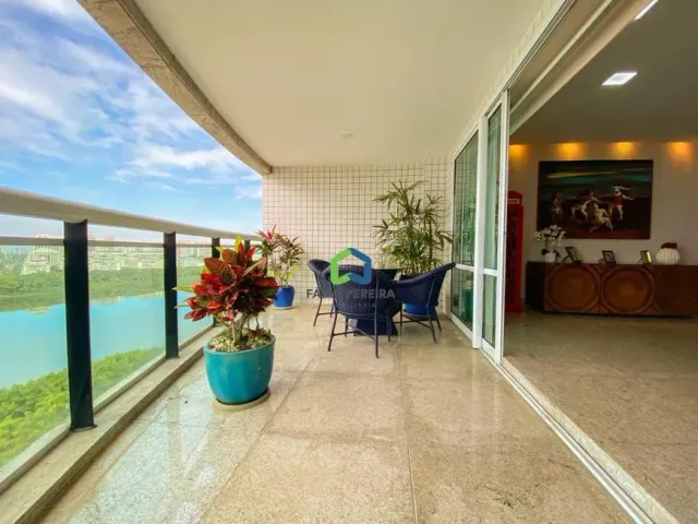 Cobertura / Penthouse com 352m² 5 quartos e 6 banheiros, à venda, no bairro Barra da Tijuca em Rio de Janeiro