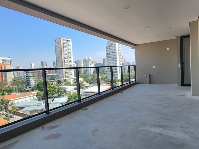Cobertura / Penthouse com 330m² 4 quartos e 6 banheiros, à venda, no bairro Brooklin Paulista em São Paulo