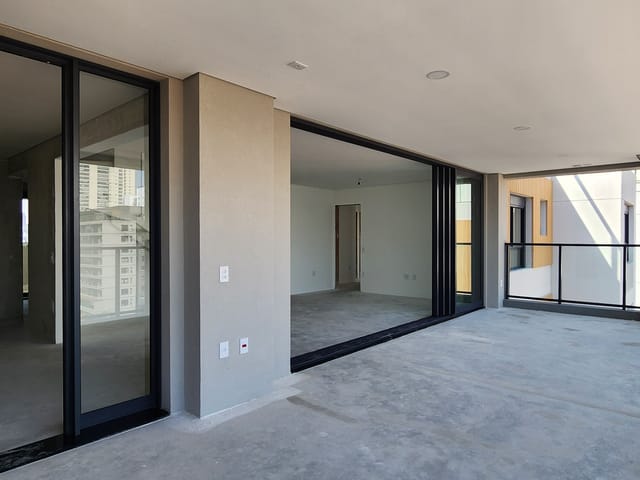 Cobertura / Penthouse com 330m² 4 quartos e 6 banheiros, à venda, no bairro Brooklin Paulista em São Paulo