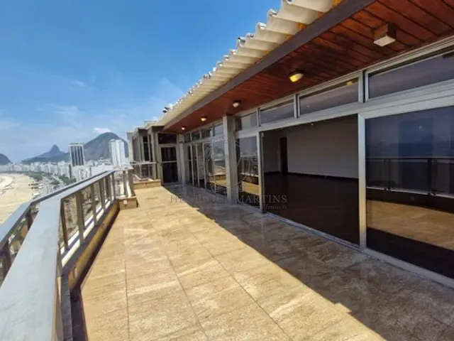 Cobertura / Penthouse com 470m² 3 quartos e 5 banheiros, à venda, no bairro Copacabana em Rio de Janeiro