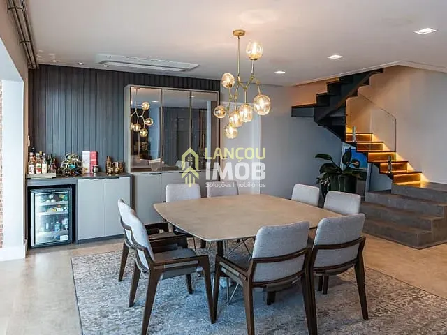 Cobertura / Penthouse com 362m² 4 quartos e 6 banheiros, à venda, no bairro Anhangabaú em Jundiaí