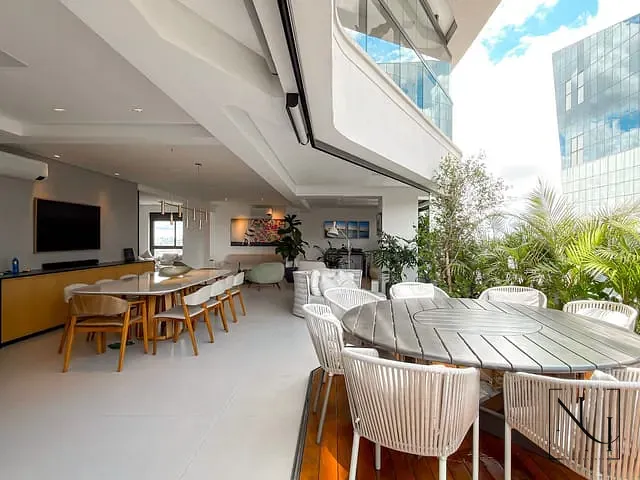 Cobertura / Penthouse com 270m² 4 quartos e 6 banheiros, à venda, no bairro Chácara Santo Antônio (Zona Sul) em São Paulo